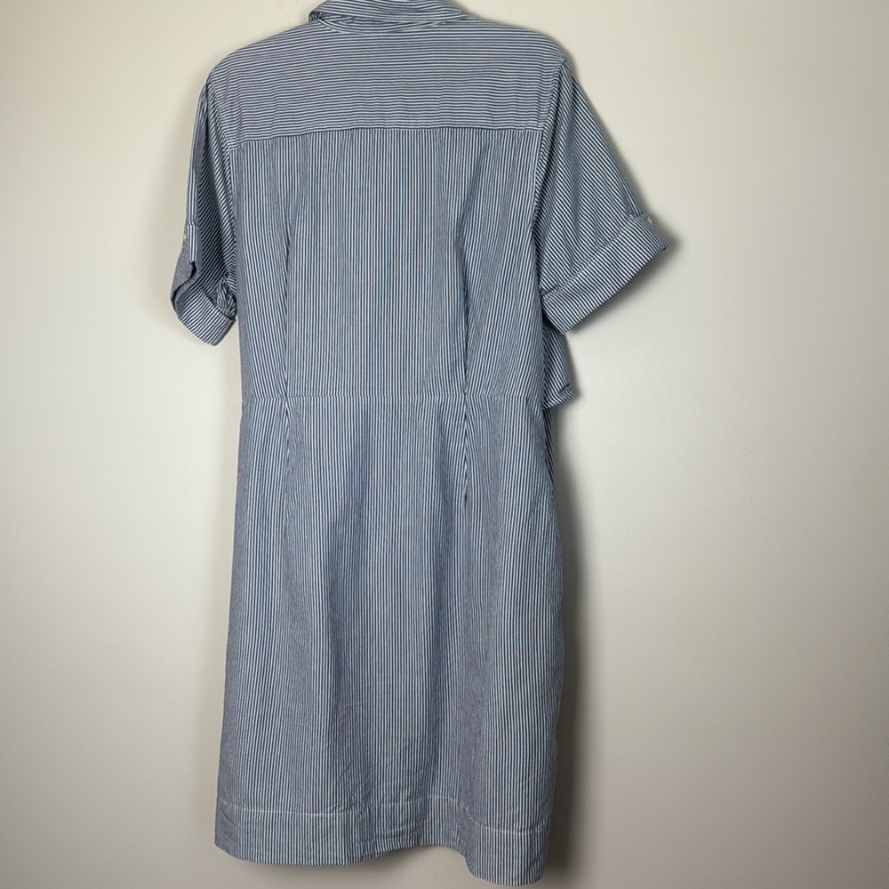 Free Assembly Blue and White Women's Wrap Shirt
Dress with Short Sleeves Size XL - Picture 12 of 13